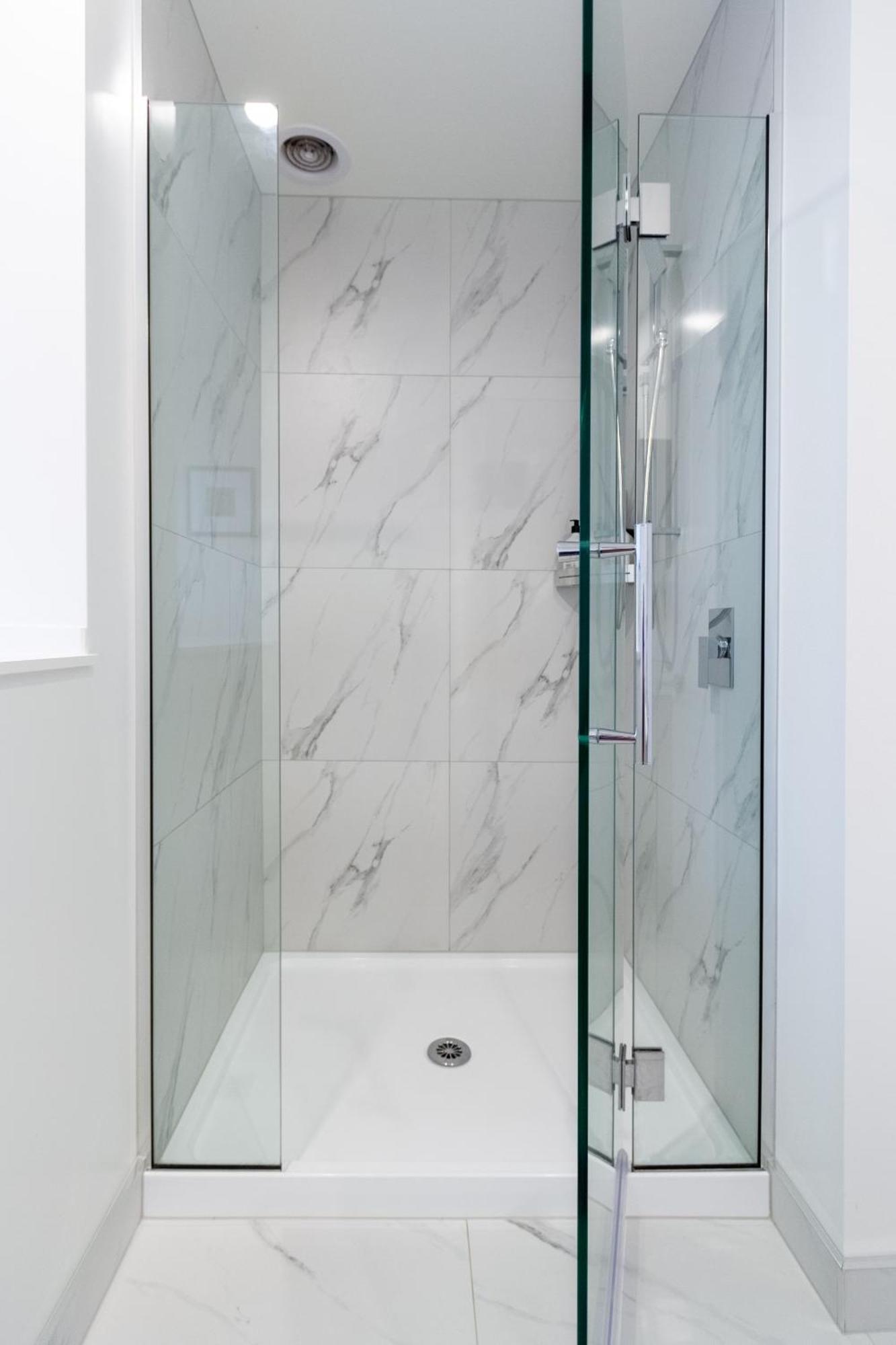 Executive Suite On Lichfield Street - 2 Bed 2 Bath Christchurch Bagian luar foto