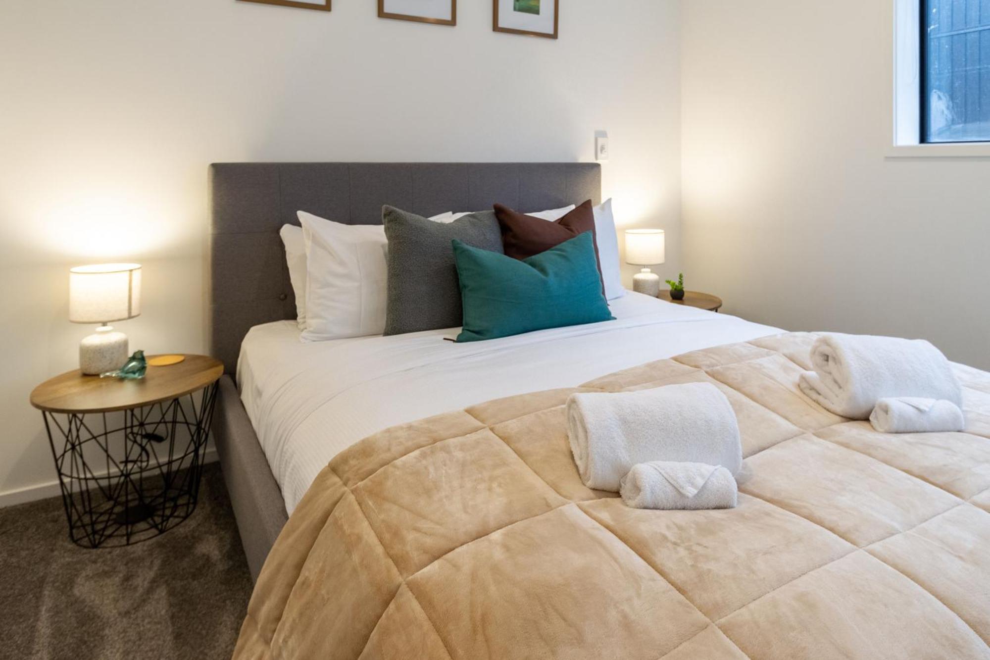 Executive Suite On Lichfield Street - 2 Bed 2 Bath Christchurch Bagian luar foto